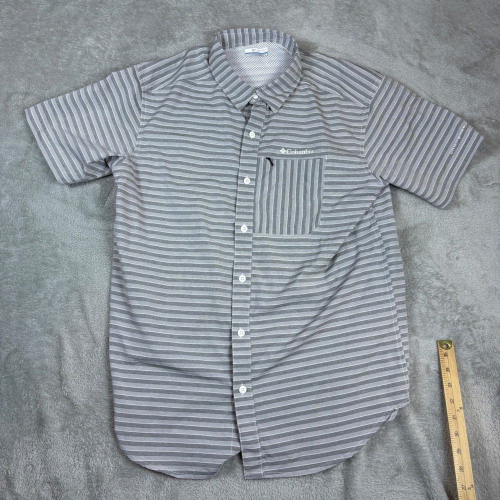 Columbia Shirt Mens Medium Omni-Shade Striped Short Sleeve Gray Hiking Outdoor